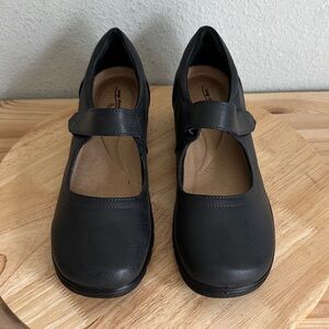 Easy Street Archer Womens Round Closed Toe Mary Jane Shoes